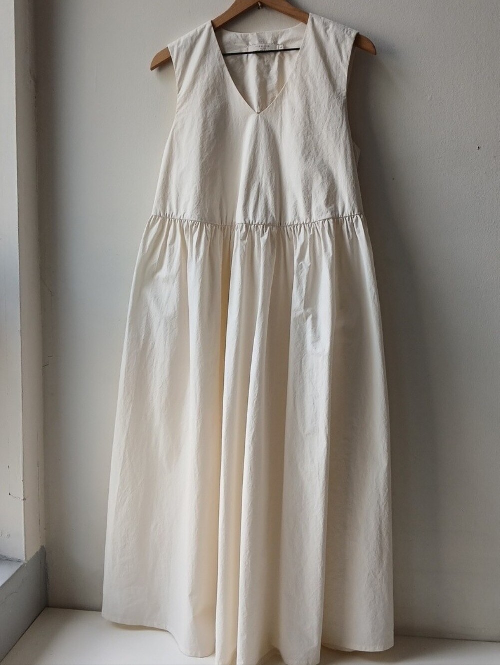 7115 By Szeki Sleeveless V Neck Maxi Dress Cream Women's Large